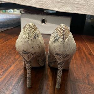 Sam Edelman Beige Snakeskin Heels